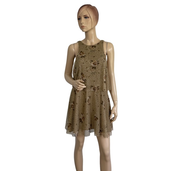 Urban Outfitters Kimchi Blue Mickie Floral Twofer Swing Mini Dress 0 - Picture 11 of 11